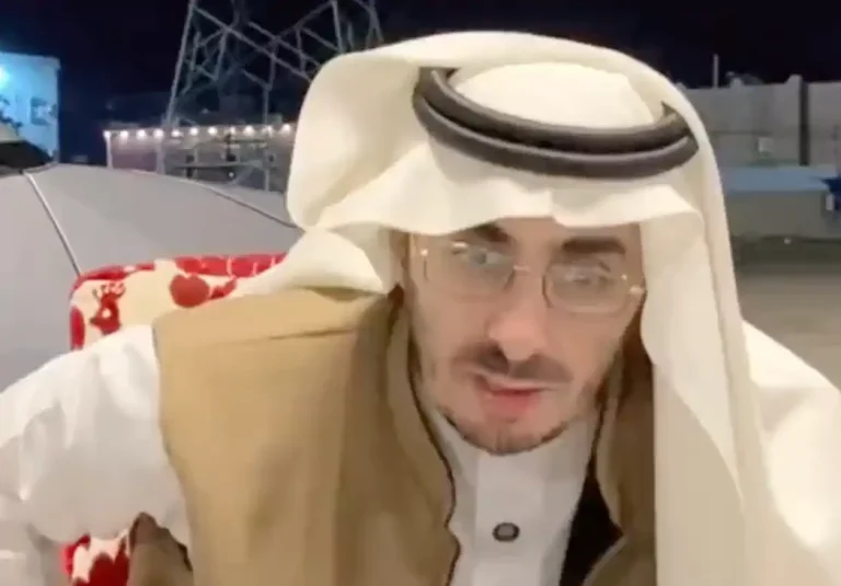 مقطع متداول ينقل فيه أ. المنذر آل بن عبدالله حديثًا عن مكانة المرأة العاقلة وفضلها، وما ورد عن ذكرها في القرآن واعتزاز التاريخ الإسلامي بها